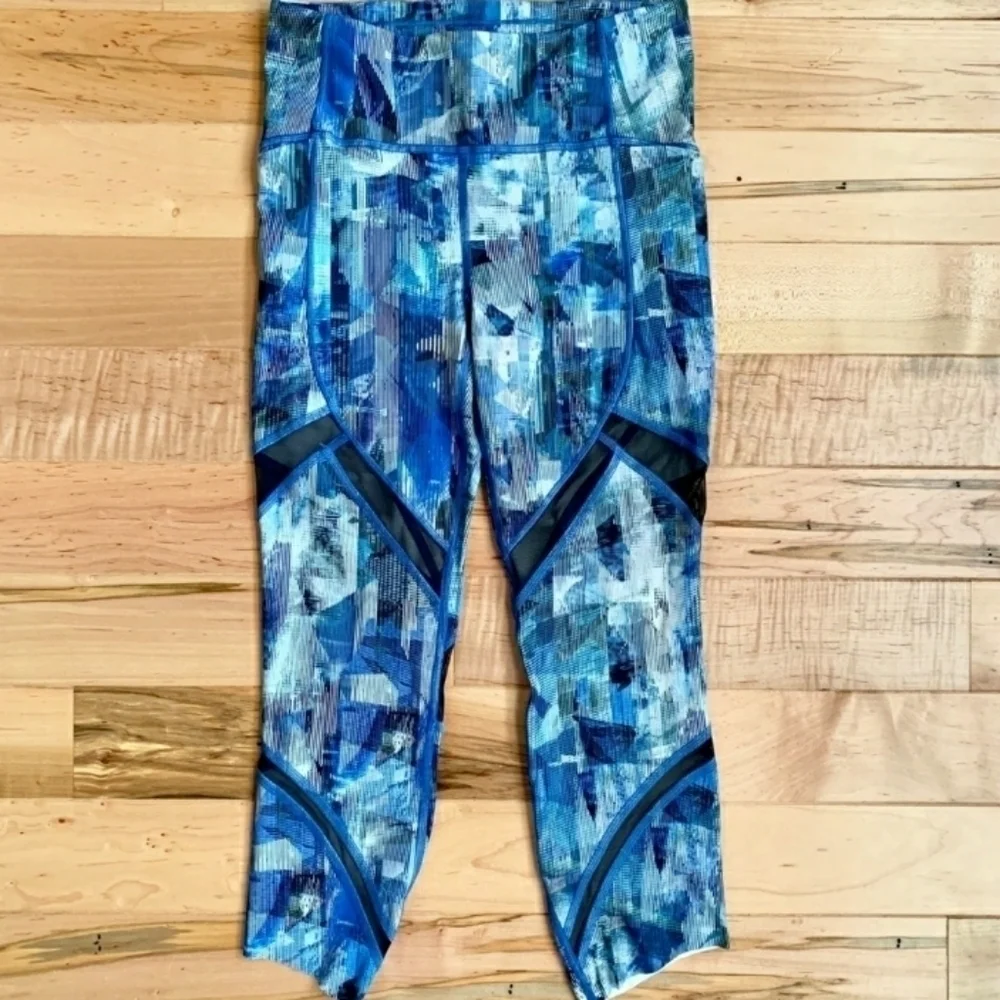 Lululemon On Pace Crop *21